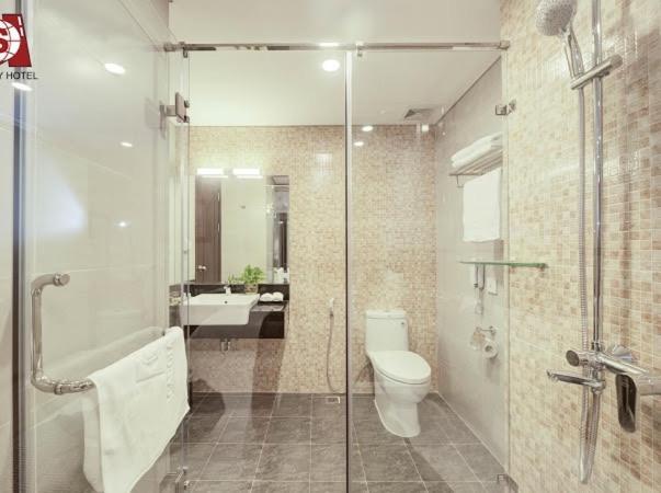 Cau Giay Hotel - By Bay Luxury Hanoi Kültér fotó